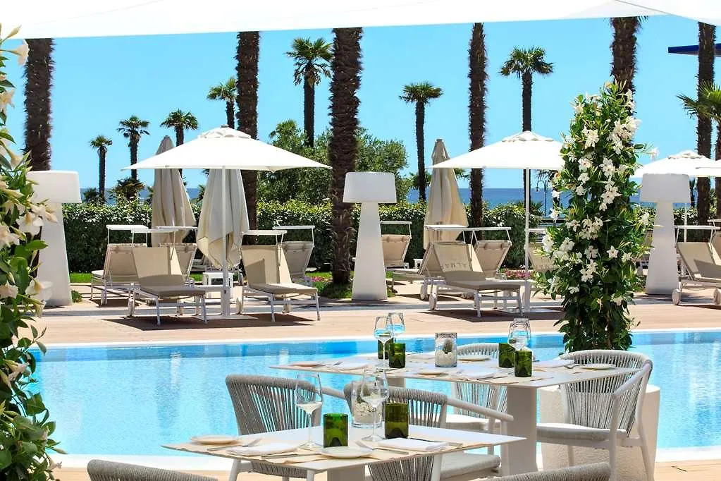 Hotel Almar Jesolo Resort And Spa